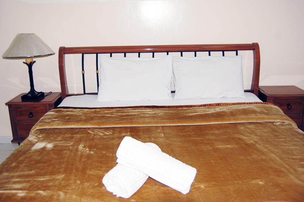 Al Ferdous Hotel Apartment Charjah Extérieur photo
