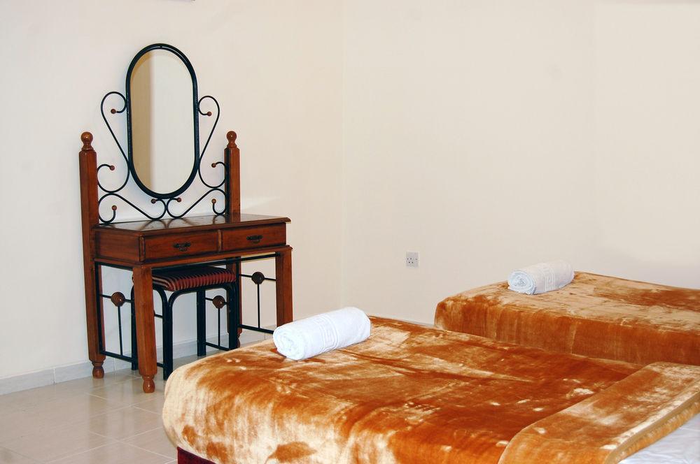 Al Ferdous Hotel Apartment Charjah Extérieur photo