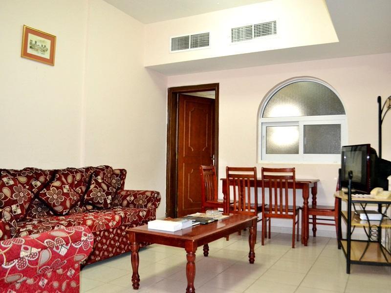 Al Ferdous Hotel Apartment Charjah Extérieur photo