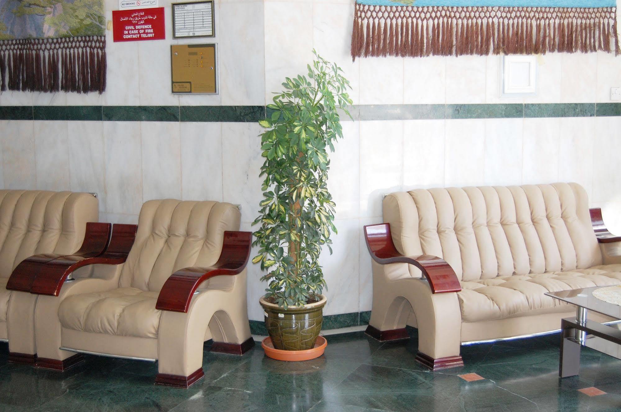 Al Ferdous Hotel Apartment Charjah Extérieur photo