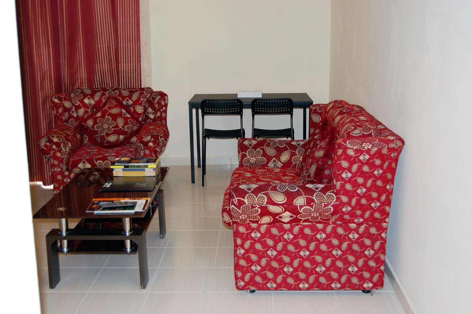 Al Ferdous Hotel Apartment Charjah Extérieur photo